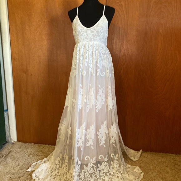 Sheer Floral Lace Maxi Dress with Spaghetti Straps - Picture 3 of 6